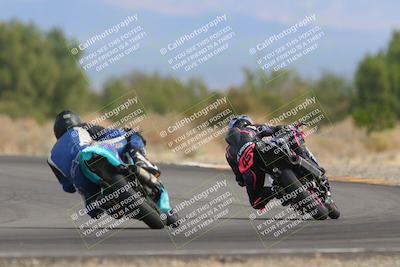 media/Oct-30-2022-CVMA (Sun) [[fb421c3cec]]/Race 6 500 Supersport-350 Supersport/